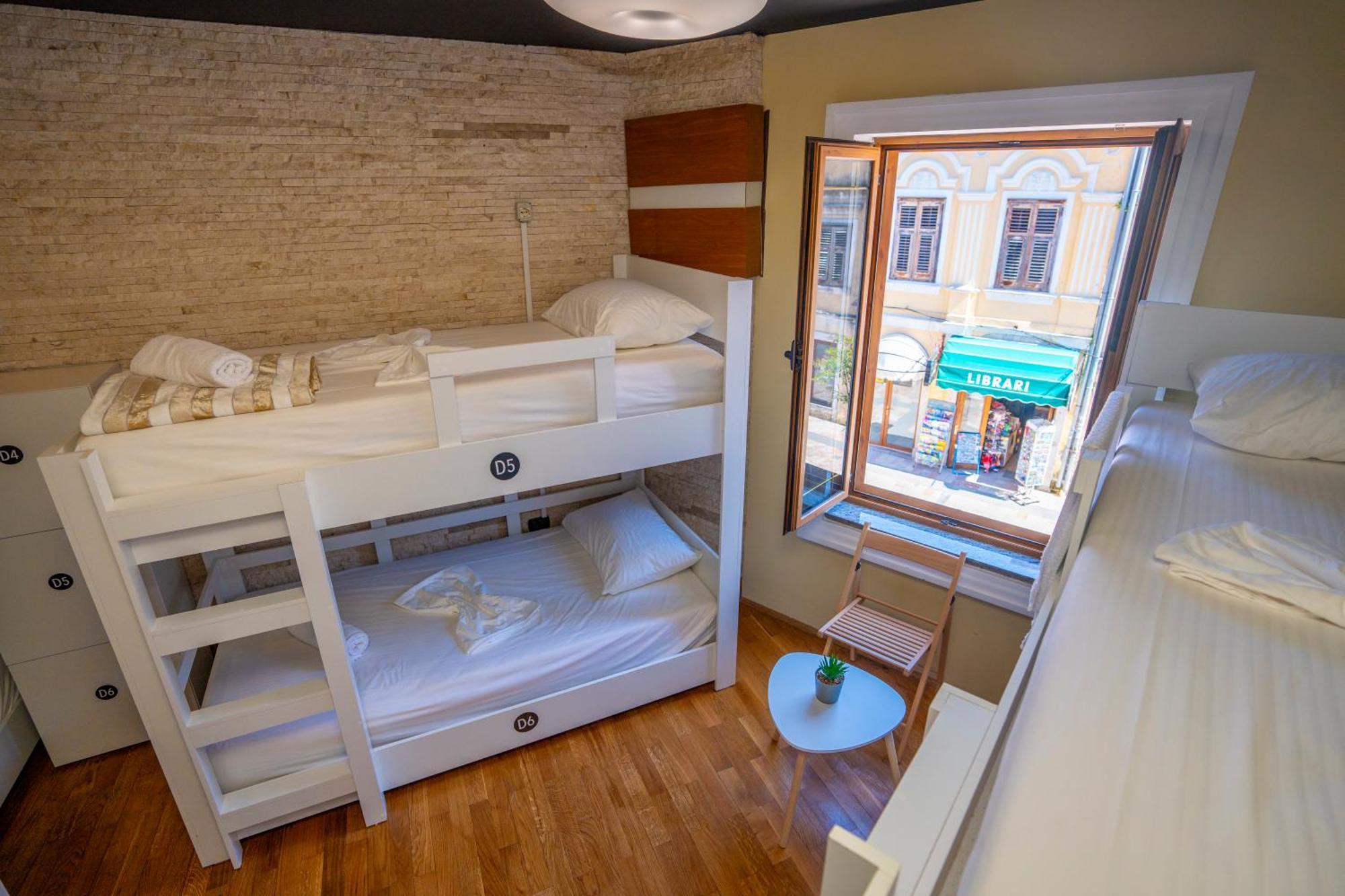 Terrace Hostel & Lounge Bar Shkodër 外观 照片
