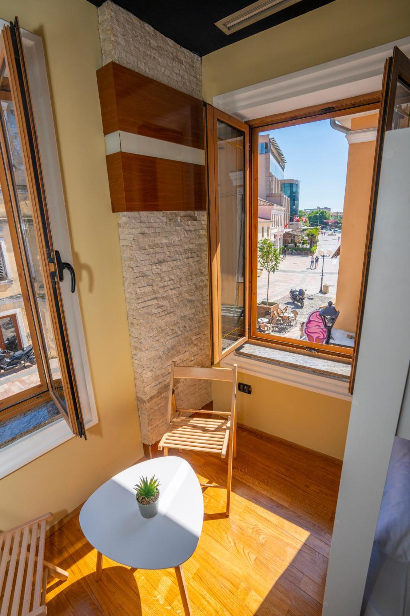 Terrace Hostel & Lounge Bar Shkodër 外观 照片