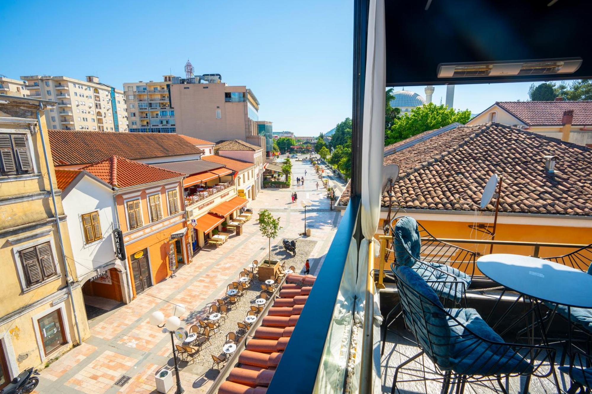 Terrace Hostel & Lounge Bar Shkodër 外观 照片