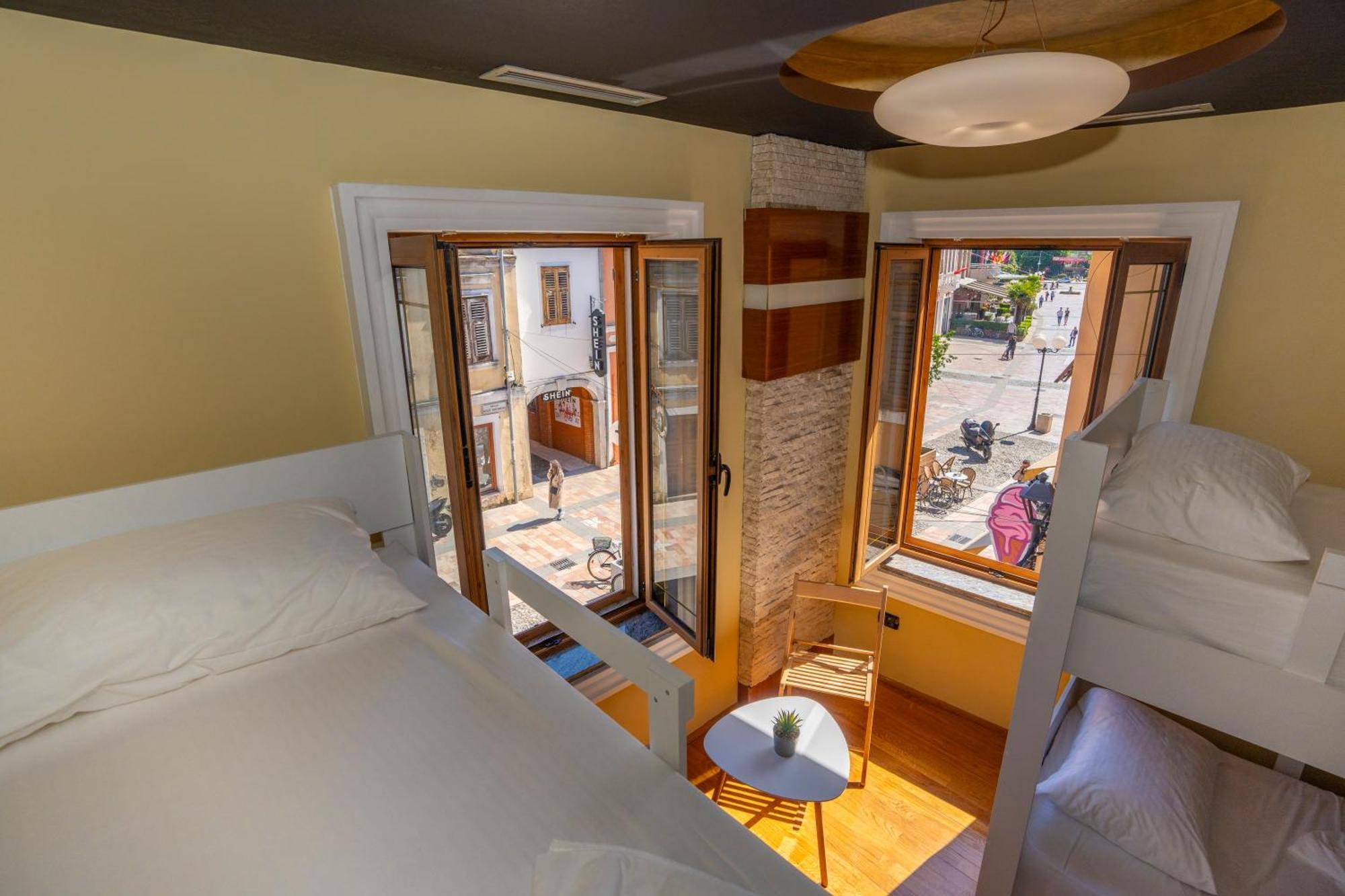 Terrace Hostel & Lounge Bar Shkodër 外观 照片