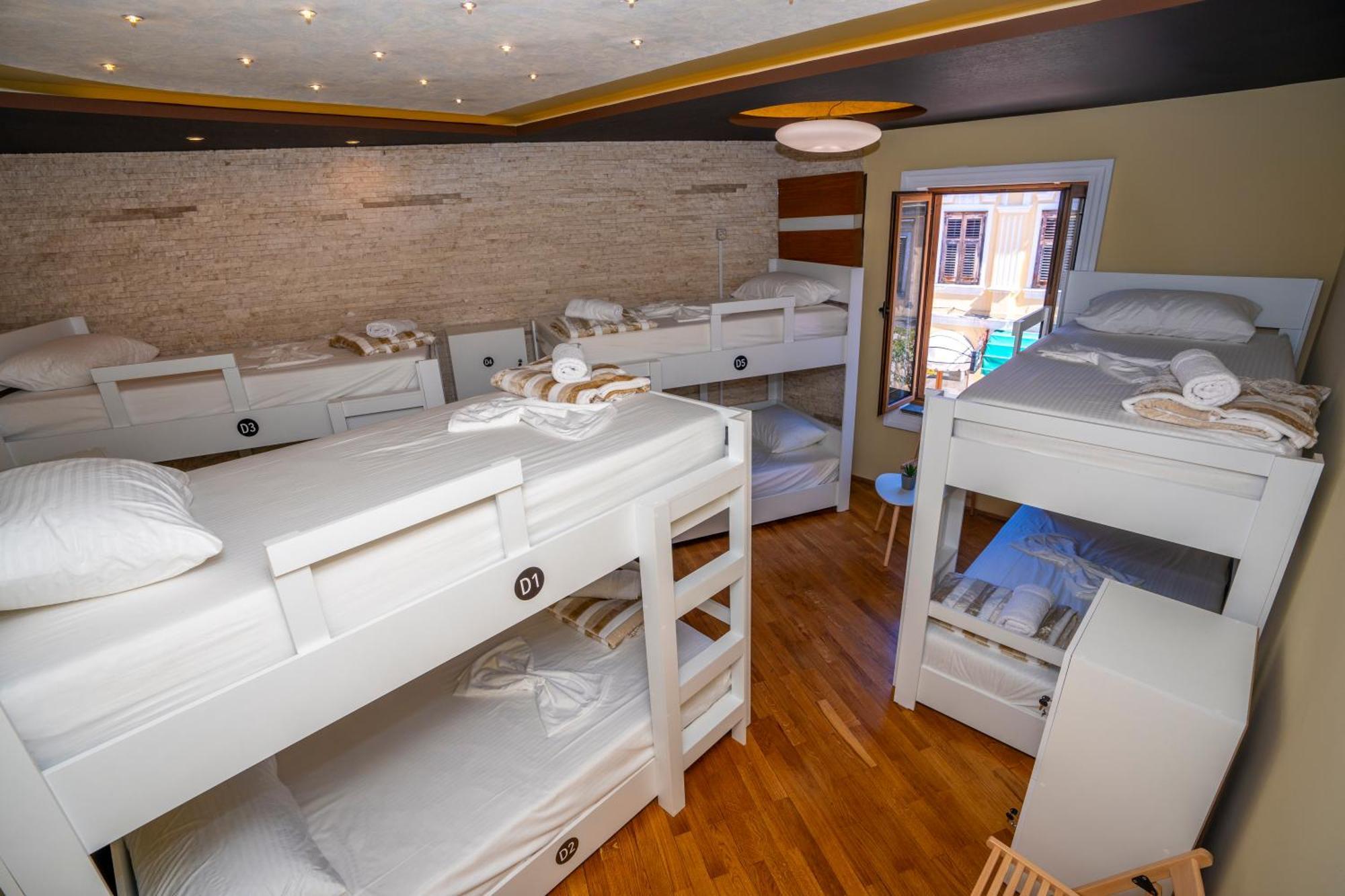 Terrace Hostel & Lounge Bar Shkodër 外观 照片