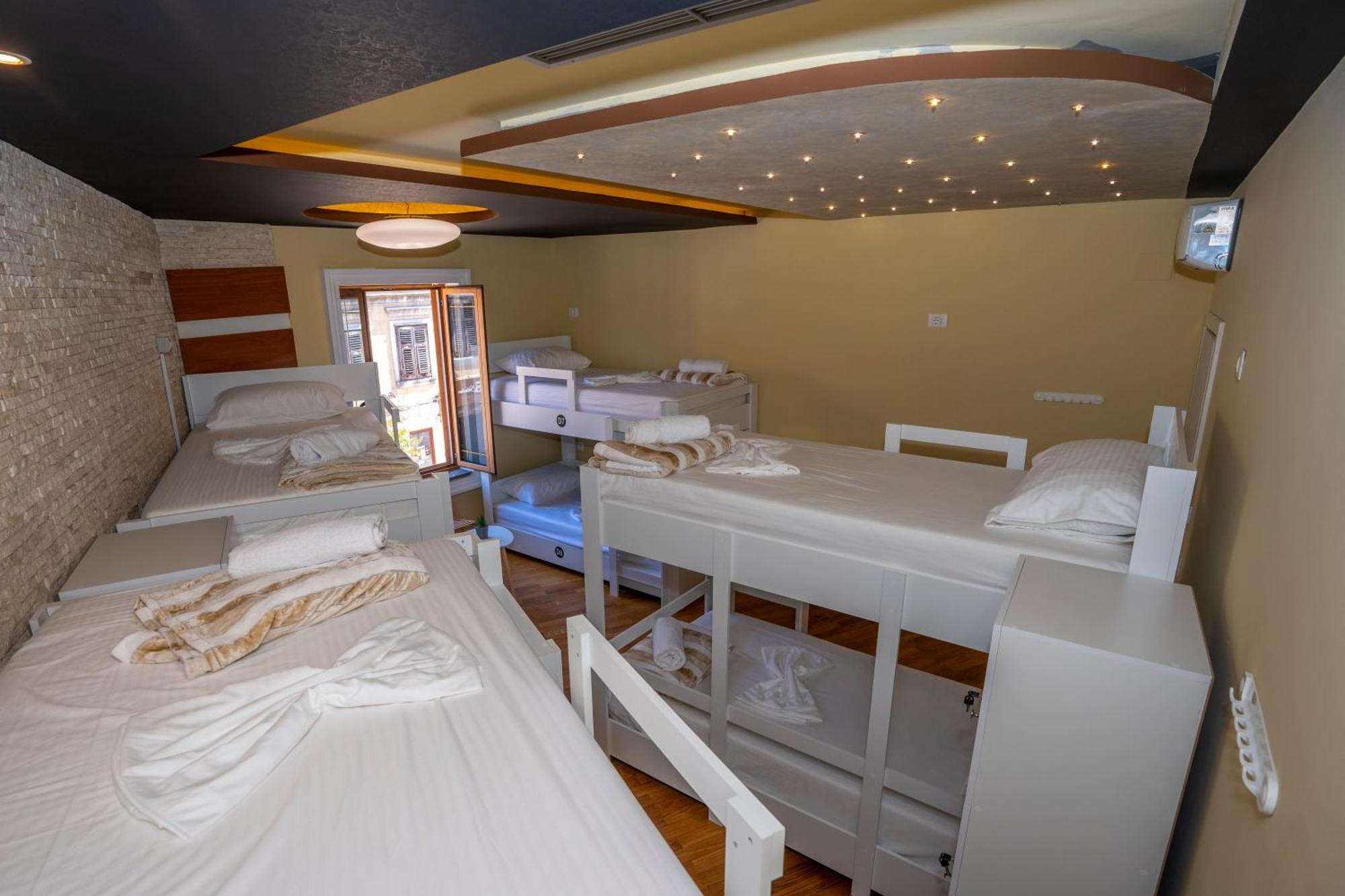 Terrace Hostel & Lounge Bar Shkodër 外观 照片